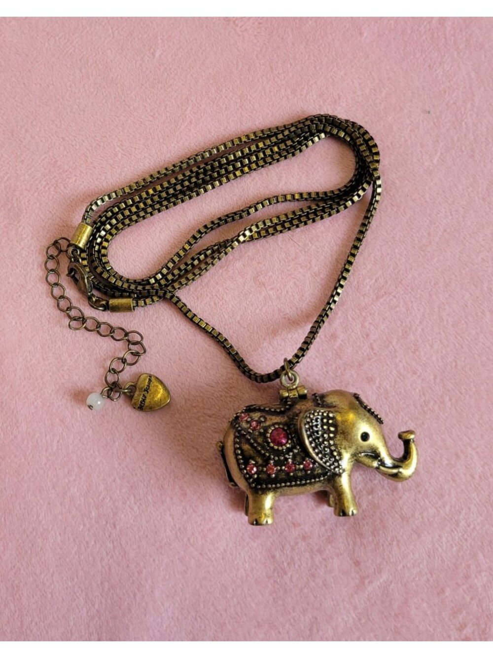 Betsey Johnson Bronze Pink Rhinestone Elephant Pendant Long Chain Necklace N1D